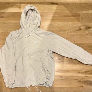 Nike Men's Light Gray Hooded Windbreaker